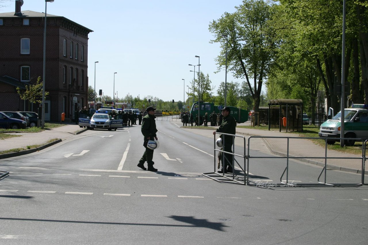 Bild 23 - NPD in Bramstedt am 1.5.07